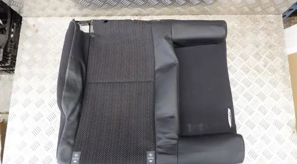 Toyota Auris E180 Rear seat 