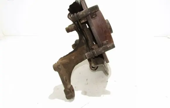 Rear wheel hub