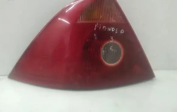 Ford Mondeo Mk III Rear/tail lights