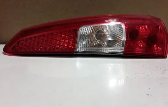 Volvo V70 Rear/tail lights 160986