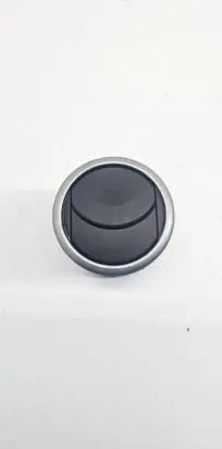 Mazda 3 I Dash center air vent grill BP4KGM732