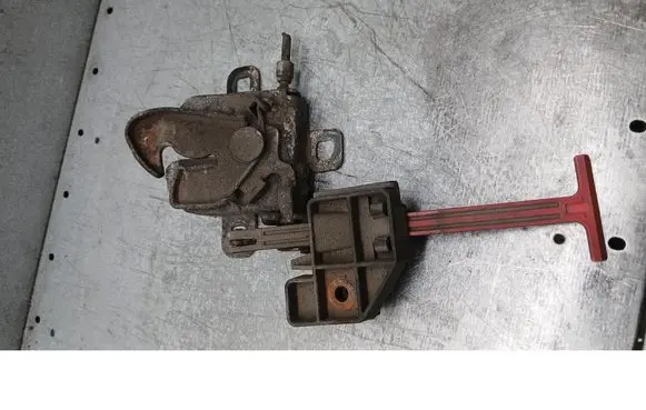 Fiat Stilo Engine bonnet/hood lock/catch 