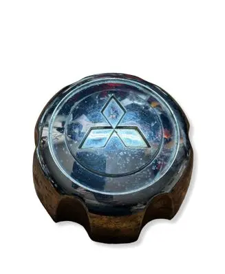 Mitsubishi Pajero Original wheel cap MB816581