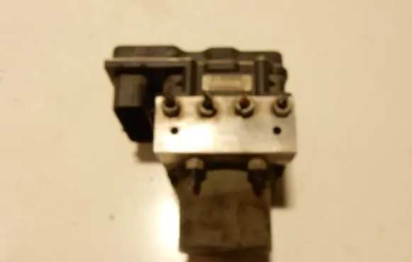 BMW 5 E60 E61 ABS Pump 34516768550 6768550 6374