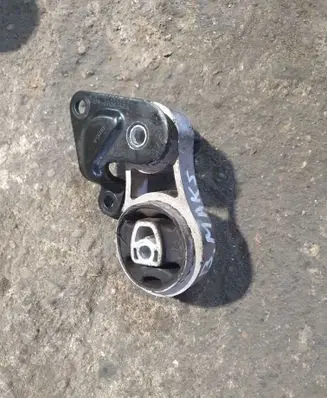 Ford B-MAX Engine mount bracket C1B16P082DA