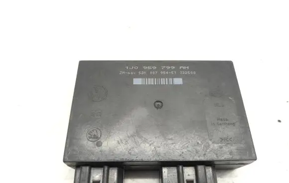 Volkswagen Golf IV Comfort/convenience module 1J0959799AH 5DK00795451