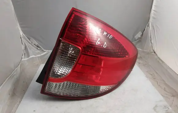 KIA Rio Rear/tail lights 92402FD0
