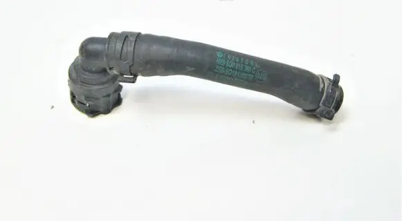 Volkswagen Golf VII Engine coolant pipe/hose 5Q0815369C