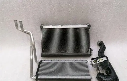 Aston Martin V8 Heater blower radiator 4G4319850AA
