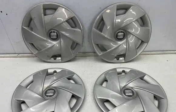Seat Ibiza III (6L) R15 wheel hub/cap/trim 6j0601147c