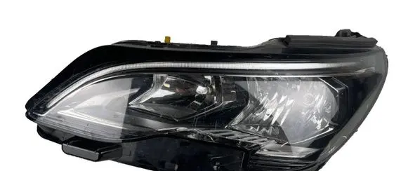 Peugeot 3008 II Headlight/headlamp 9810478080