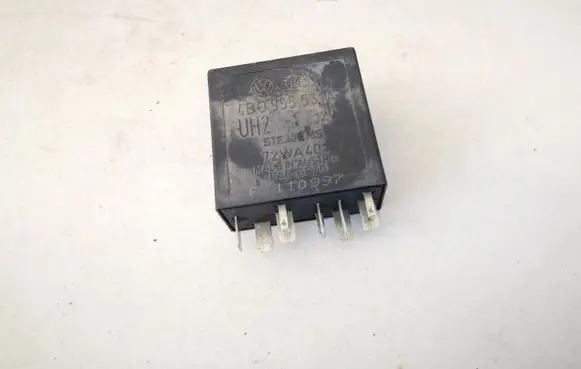 Audi A4 S4 B5 8D Other relay 4b0955531a