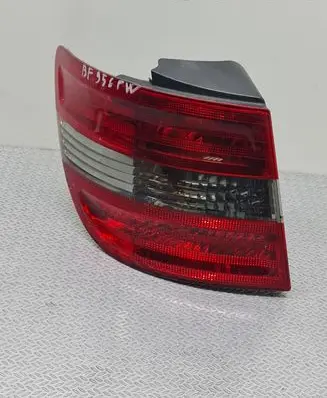 Mercedes-Benz B W245 Rear/tail lights A1698202564 27520518 CST245SX
