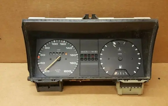 Volkswagen Jetta II Speedometer (instrument cluster) 191919033Q