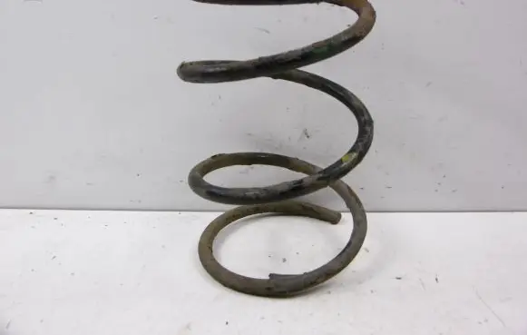 Subaru Impreza I Front coil spring