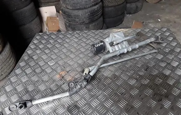 Renault Scenic II - Grand scenic II Front wiper linkage and motor 53565202 8200827016
