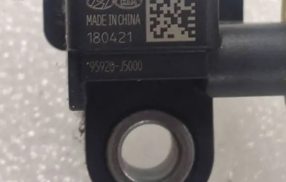 KIA Stinger Airbag deployment crash/impact sensor 95920J5000 180421 A1292972103A