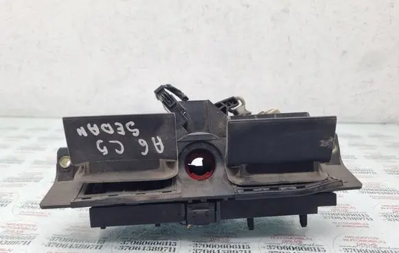 Audi A6 S6 C5 4B Tailgate/trunk/boot exterior handle 8D9827565H 4B0827565H