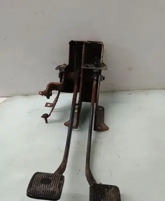 Jeep Cherokee XJ Pedal assembly 