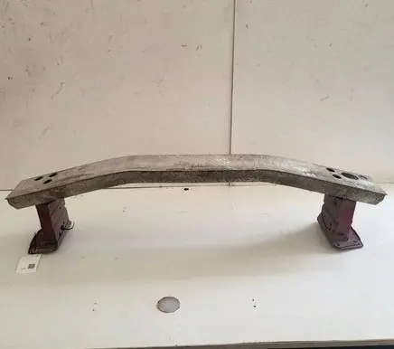 Nissan Leaf I (ZE0) Front bumper cross member 620323NL0A