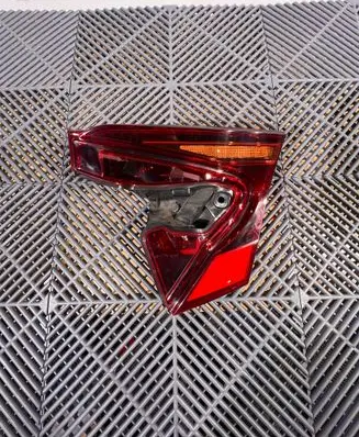Toyota C-HR I Tailgate rear/tail lights 81580F4130 201097265 08012020