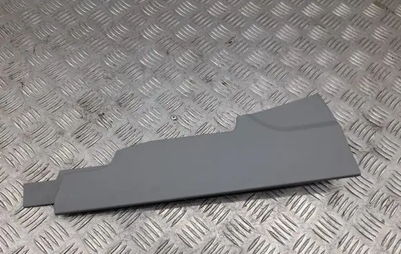 Audi Q7 4M Seat trim 4M0883686B