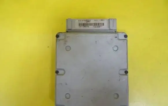 Ford Mondeo MK I Engine control unit/module XS6F-12A650-AKB XS6F12A650AKB