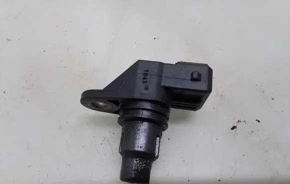 Camshaft position sensor