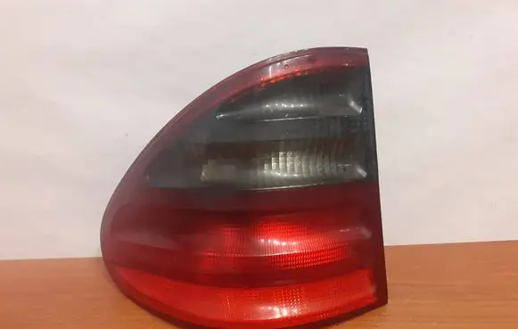 Mercedes-Benz E W210 Rear/tail lights A2108206764 3240217