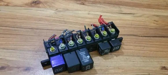 Audi A6 S6 C4 4A Fuse box set 4a0941822 896046