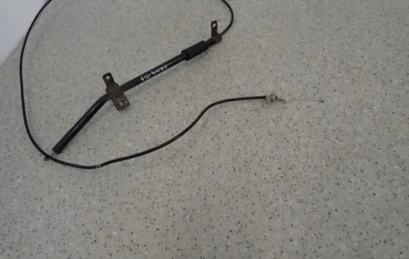 Mitsubishi Grandis Engine bonnet/hood lock release cable 