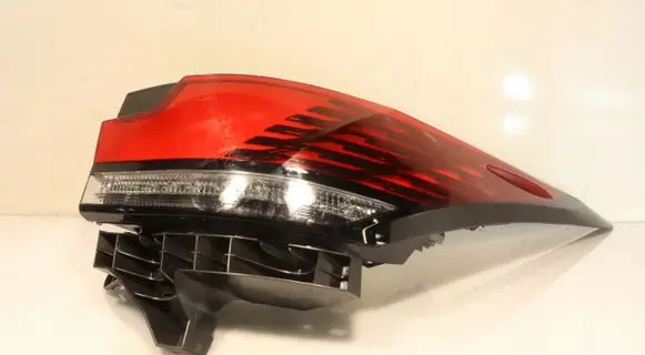 Lexus RX 330 - 350 - 400H Rear/tail lights