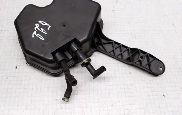 Ford Mondeo MK II Vacuum air tank 