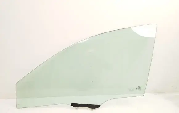 Honda CR-V Front door window glass four-door 43R00050