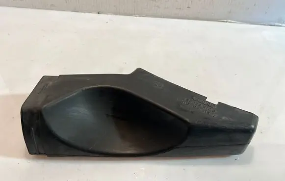 Audi A6 S6 C5 4B Air intake duct part 4B0129617B