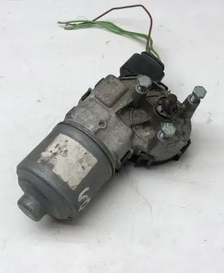 Volkswagen Golf IV Wiper motor 0390241504