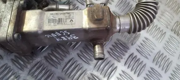 Renault Scenic II - Grand scenic II EGR valve cooler 8200360566A H7700107471