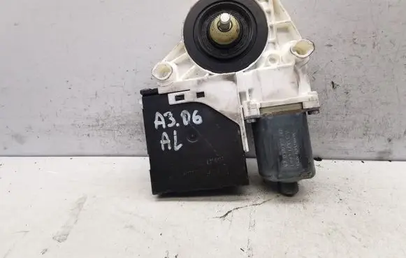 Audi A3 S3 8P Rear door window regulator motor 8P4959802D