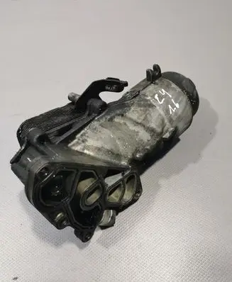 Citroen C4 I Picasso Engine oil radiator 