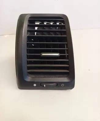 Honda Accord Dashboard side air vent grill/cover trim E6165131500 2006L
