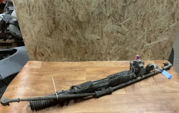 Honda FR-V Steering rack 