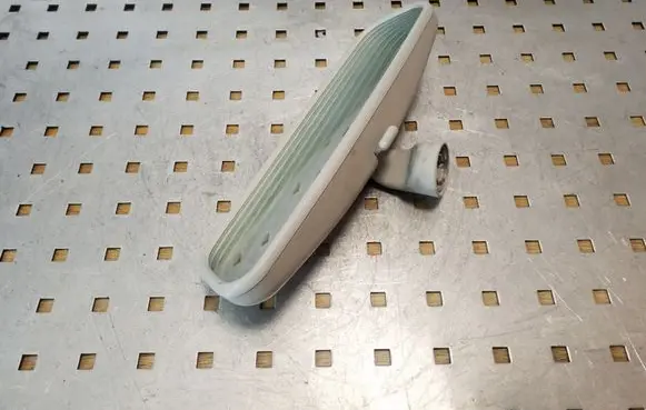 Audi A4 S4 B7 8E 8H Rear view mirror (interior) E1010590