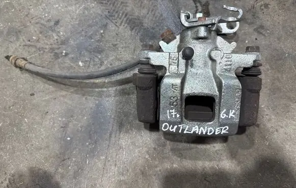 Mitsubishi Outlander Rear brake caliper 4605C043