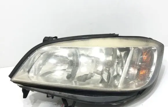 Opel Zafira A Headlight/headlamp 90582021