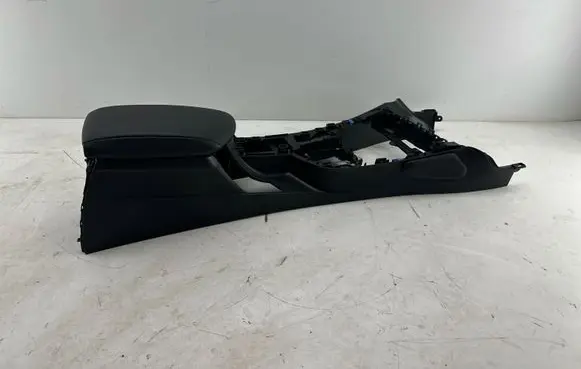 BMW 1 F20 F21 Armrest 5845071