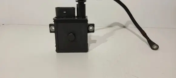BMW 5 E60 E61 Glow plug pre-heat relay 0522140101 778832704 E5819S
