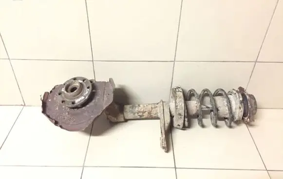 Opel Kadett E Front wheel hub spindle knuckle