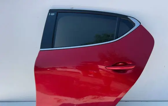 Mazda 3 Rear door