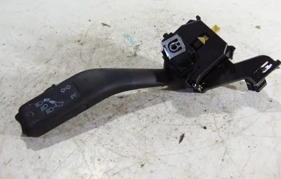Volkswagen Golf V Indicator stalk 987067967