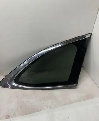 Subaru Outback (BT) Rear side window